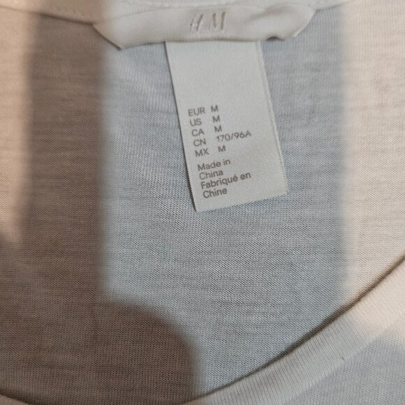 H&M Sequin Perfume Bottle Graphic Tee - Size Medium - Picture 4 of 4